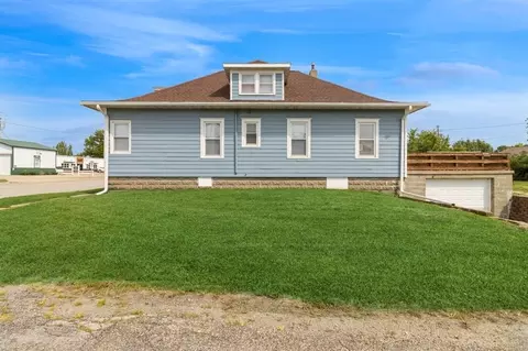 116 S Monroe St, Monroe, IA 50170