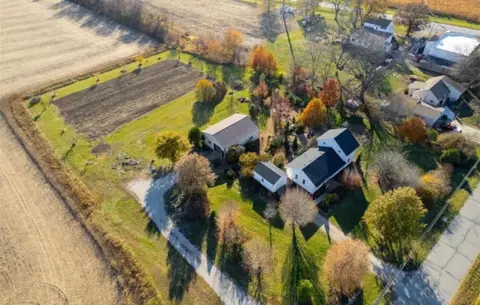 4555 E Pine Ave, Carlisle, IA 50047