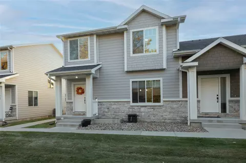 547 Spring Crest Ln, Waukee, IA 50263