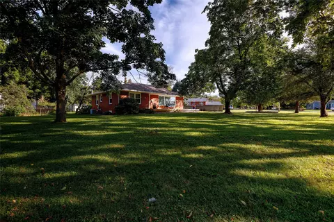 101 4th Ave SE, Altoona, IA 50009