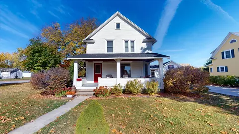 1205 K Ave, Nevada, IA 50201