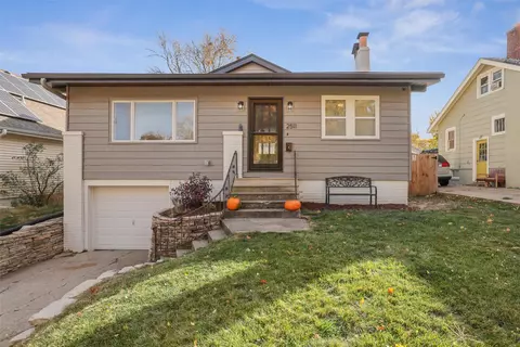 2511 40th St, Des Moines, IA 50310