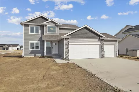 731 NE Deerfield Dr, Ankeny, IA 50023