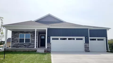 25071 Eagle Vista Dr, Adel, IA 50003