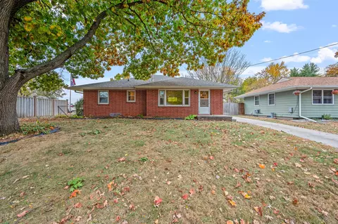1800 E 27th Ct, Des Moines, IA 50317