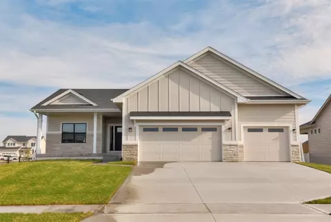 3516 NW 27th St, Ankeny, IA 50023