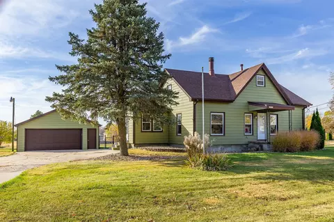 6445 NE 5th Ave, Pleasant Hill, IA 50327