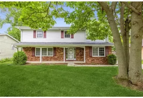 4311 38th St, Des Moines, IA 50310
