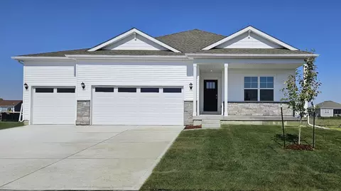 25100 Eagle Vista Dr, Adel, IA 50003