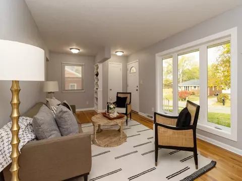 507 W Jackson Ave, Indianola, IA 50125
