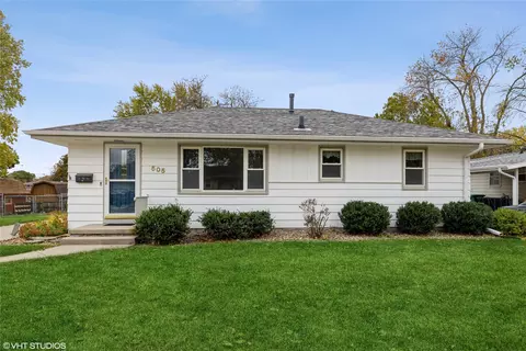 505 SE 3rd St, Ankeny, IA 50021