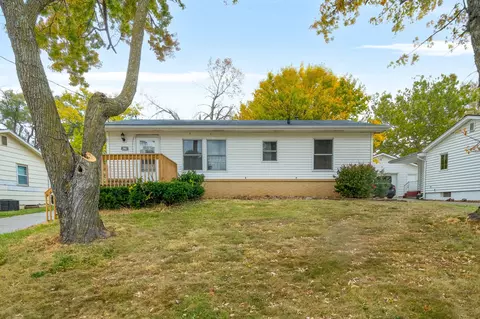 3902 SE 15th St, Des Moines, IA 50320