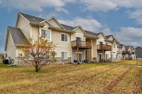 1636 NW Prairie Lakes Dr #3, Ankeny, IA 50023