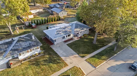 510 SE 6th St, Ankeny, IA 50021
