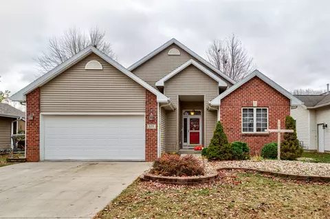 628 Onyx St, Ames, IA 50010