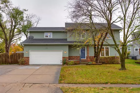6904 Sheridan Ave, Urbandale, IA 50322