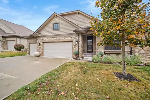1105 25th Ave SW, Altoona, IA 50009