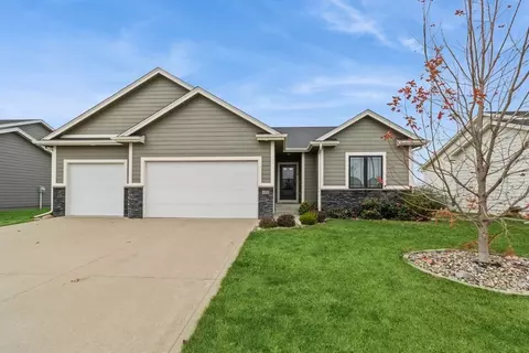 400 NW Beechwood Dr, Grimes, IA 50111