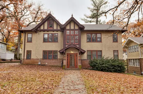 5136 Ingersoll Ave, Des Moines, IA 50312