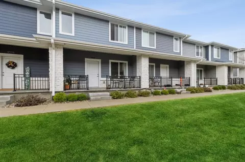 2337 SE Sydney Ln, Waukee, IA 50263