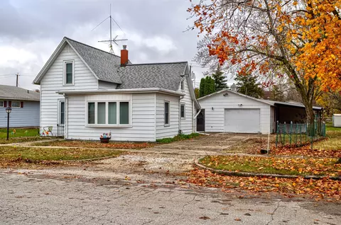 118 S Vine St, Roland, IA 50236