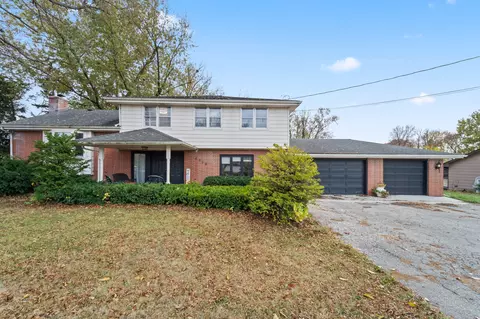 4715 E Broadway Ave, Des Moines, IA 50317