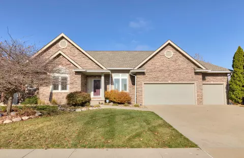 338 NE 28th St, Ankeny, IA 50021