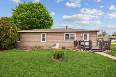 621 Warford St, Perry, IA 50220