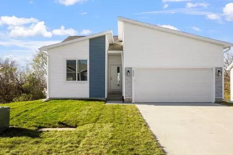 1008 Polk St, De Soto, IA 50069