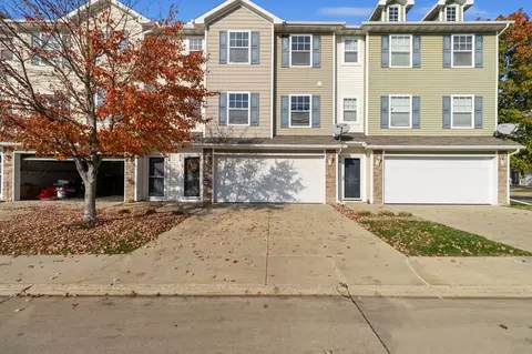 912 NE 48th Ln, Ankeny, IA 50021