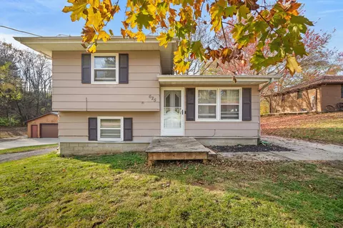 625 S Lincoln St, Colfax, IA 50054