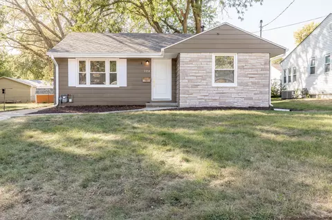 728 20th St, West Des Moines, IA 50265