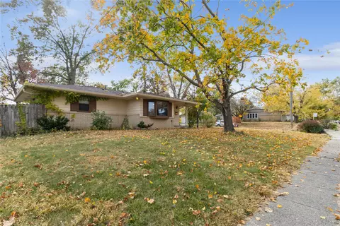 3124 Twana Dr, Des Moines, IA 50310