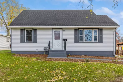 3333 62nd St, Des Moines, IA 50322