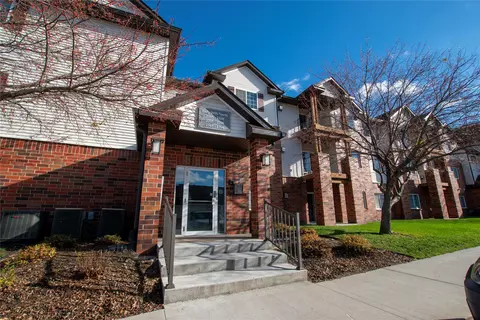 6440 Ep True Pkwy #2305, West Des Moines, IA 50266