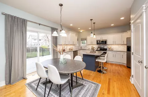 4309 126th St, Urbandale, IA 50323