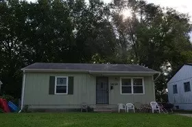 1413 E 17th St, Des Moines, IA 50316