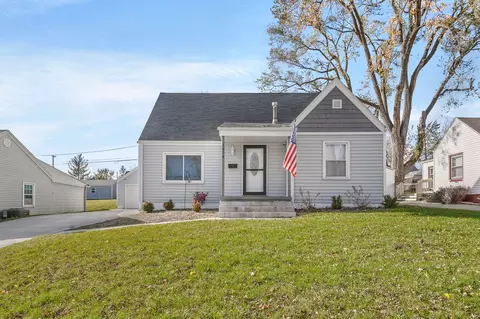 1804 59th St, Des Moines, IA 50322