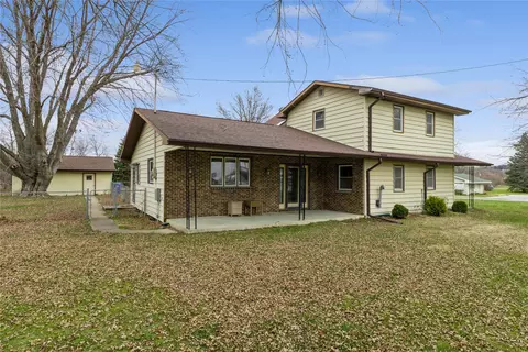603 W State St, Guthrie Center, IA 50115