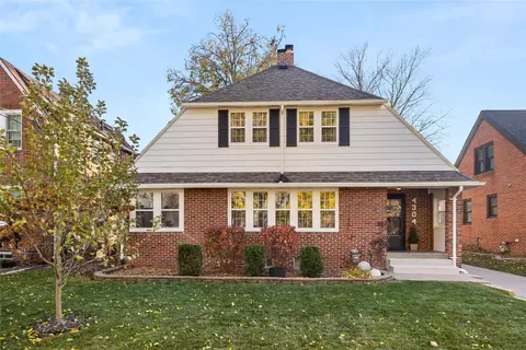 4304 New York Ave, Des Moines, IA 50310