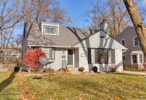3819 Clinton Ave, Des Moines, IA 50310