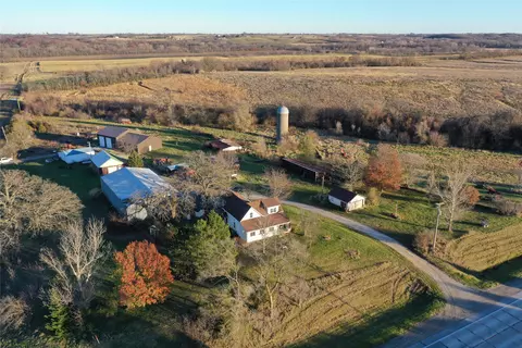 17051 Highway 65 Hwy, Indianola, IA 50125