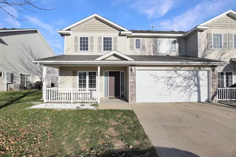 2101 Meadow Ct #703, Des Moines, IA 50320