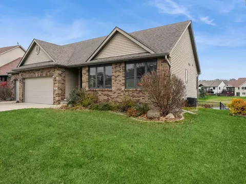 4947 E Hull Ave, Des Moines, IA 50317