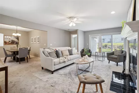 1441 Dover Bay Dr, Clive, IA 50325
