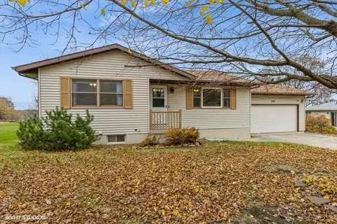 309 Vine Ave NE, Mitchellville, IA 50169