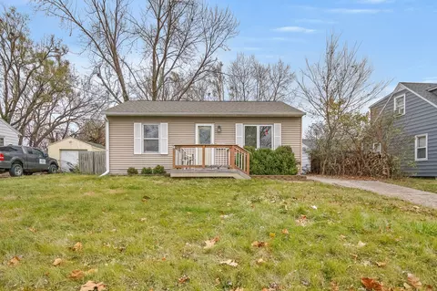 4005 57th St, Des Moines, IA 50310