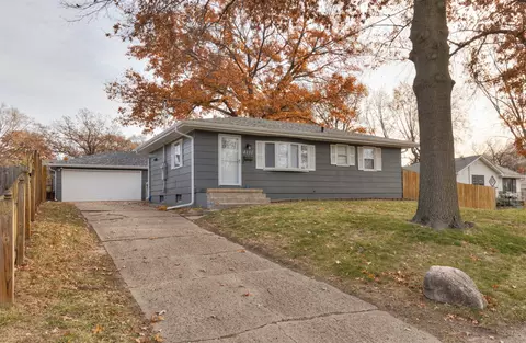 4131 N Union St, Des Moines, IA 50313