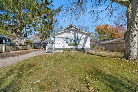 4615 Ovid Ave, Des Moines, IA 50310