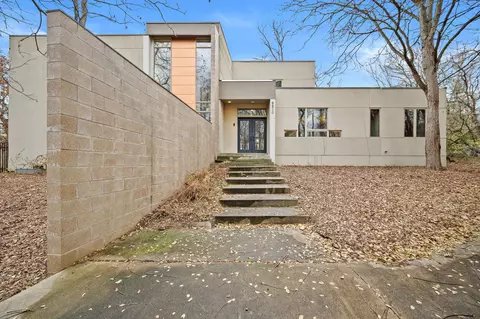 8830 NW 35th St, Ankeny, IA 50023